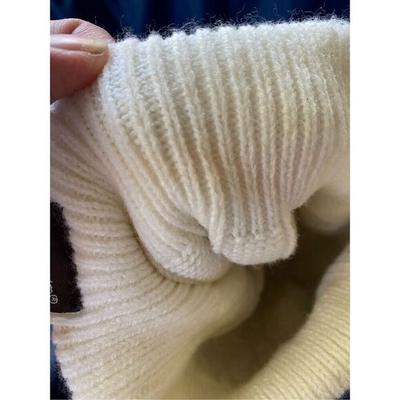 Muk Luks Fairisle Print Winter Beanie Hat And Fingerless Gloves Hand Warmers OS - Picture 9 of 9